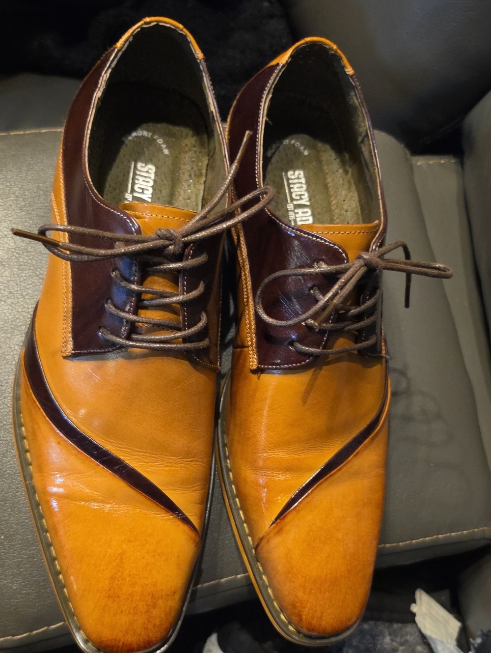 Mens Stacy Adams Two-Tone Tan and Dark Brown Leather Derby Size 9.